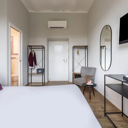 Colosseo Road By Hili